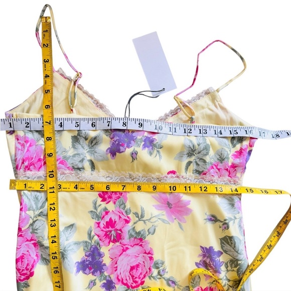 Wayf Floral Yellow midi  Dress NEW - Picture 15 of 16